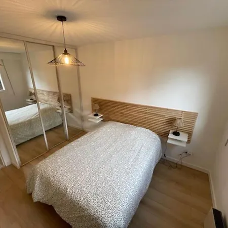 T3 Renove A 5 Min De La - Apartamento *